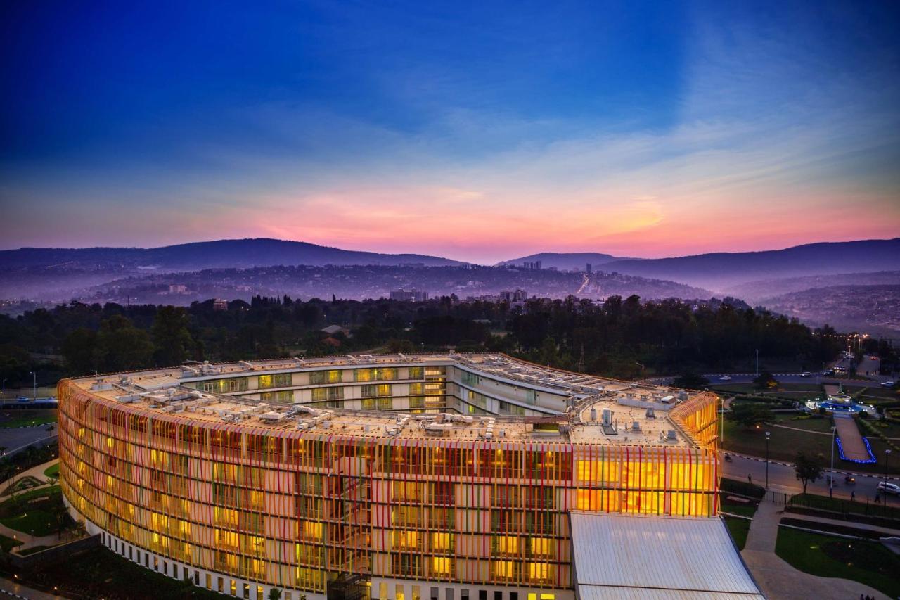 Radisson Blu Hotel & Convention Centre Kigali Ngoại thất bức ảnh The Pentagon at sunset